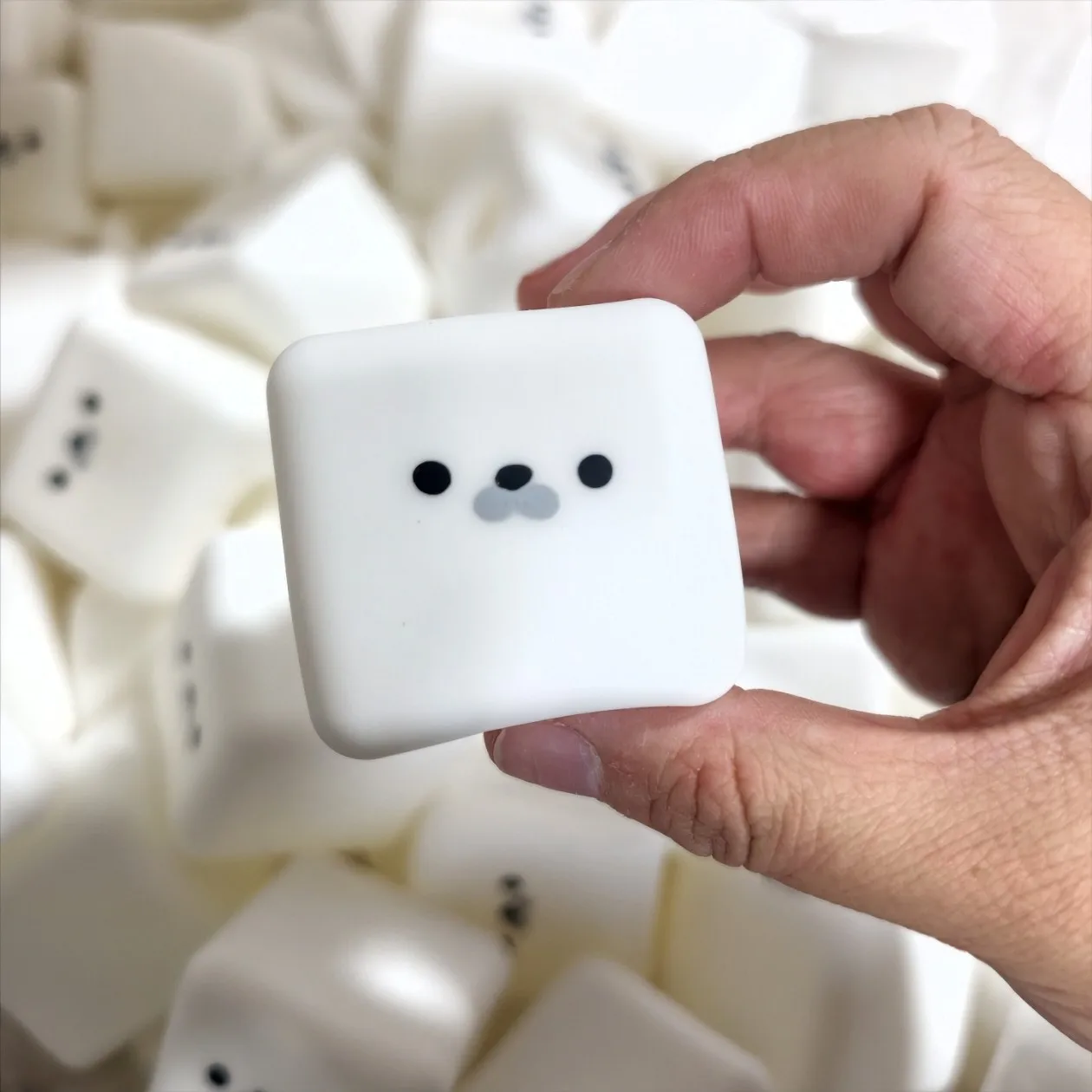 Urocza, miękka zabawka antystr – Building Blocks recenzja i cena